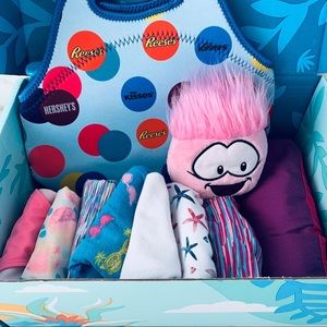 Girls Summer Casual Size 4/5 Box